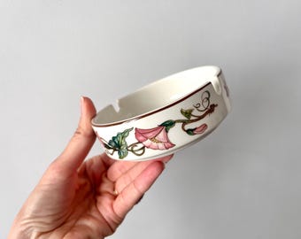 Cenicero de cerámica vintage "Palermo" de Villeroy & Boch, decorado con flores botánicas.