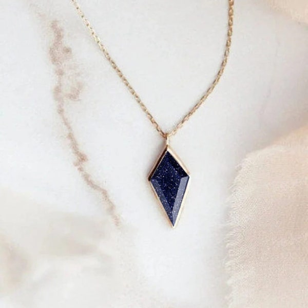 Natura blauwe zandsteen vlieger vorm ketting zilveren sterling zilveren ketting sierlijke ketting vlieger gesneden blauwe zandsteen vrouwen kerstcadeau