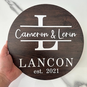 Personalized Family Sign Anniversary Couple Gift For Christmas Gift, Round Monogram Wood Sign, Wedding Gift Last Name Established Sign