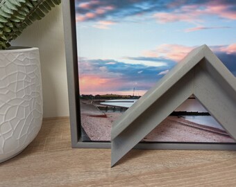 Light Grey Canvas Floater Frame 25mm Deep | Canvas Floater frames for Canvas Pictures or artwork | Canvas Tray Frames