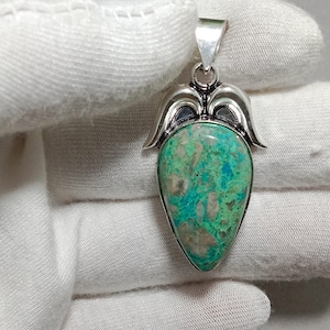 Natural Turquoise Gemstone Design Pendant Necklace 925 Sterling Silver Handmade Pendant Turquoise Jewelry Wedding Gift Jewelry For Wife Mom
