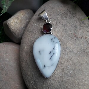 Natural White Howlite Red Garnet Pendant Necklace 925 Sterling Silver Handmade Pendant Howlite Jewelry Red Garnet Jewelry Gift For Women