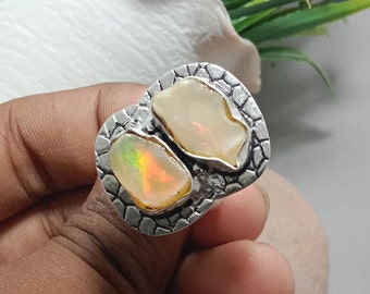 エチオピア産オパールリング：ハンドメイド925スターリングシルバー