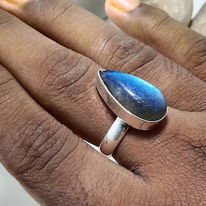 Natural Blue Labradorite Stone Ring, 925 Sterling Silver Ring, Statement Ring, Labradorite Jewelry, Christmas Valentine&#39;s Day Gift for Her