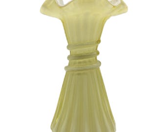 Vintage Fenton Yellow Wheat Vase: 1980s Cased Art Glass