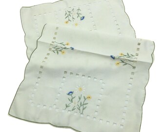 Table Runner Embroidery 34" x 16" Spring Flowers Easter Ivory Satin Daisies Poly