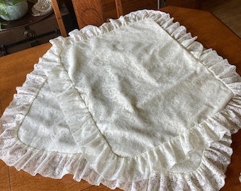 Vintage Raschel Lace Pillow Shams Set of 2 Ruffles Floral Cottage Core Washable