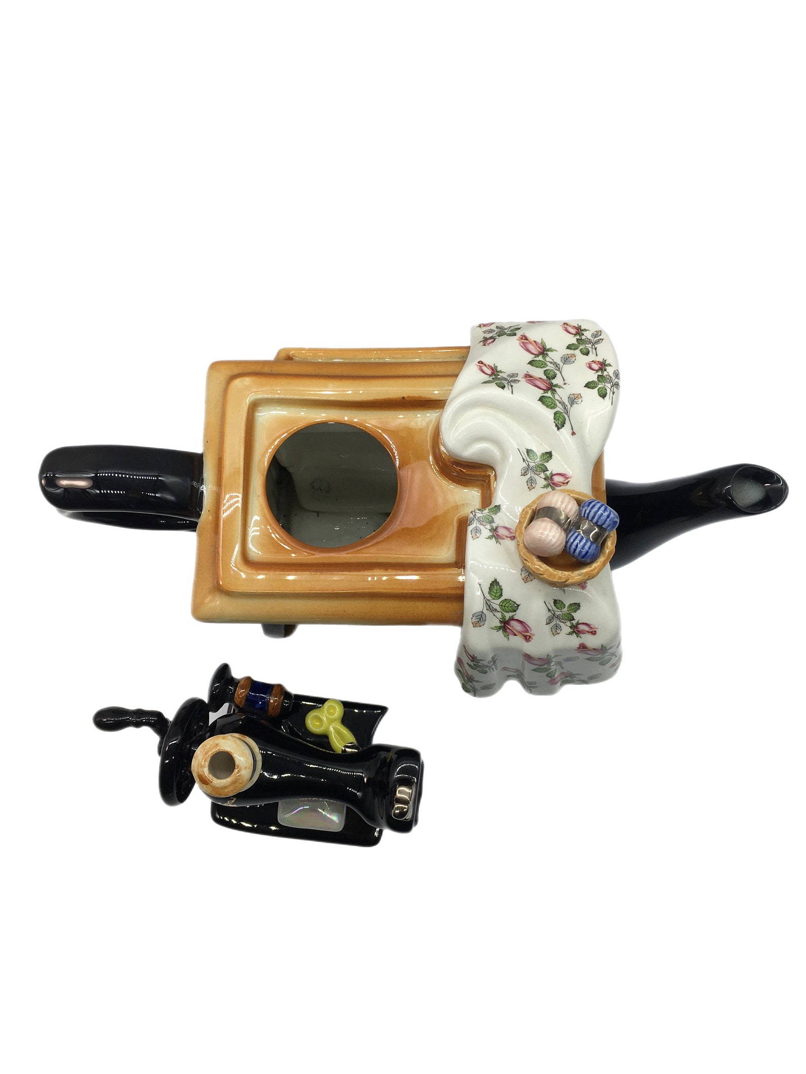 Sewing Machine Teapot Paul Cardew, Cardew Design Infusion Teapot