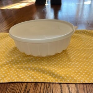 Vintage Clear Tupperware Jel-n-Serve Jello Mold #1202