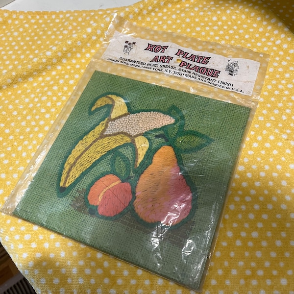 Vintage 60s Hot Plate/Art Plaque Fruit design
