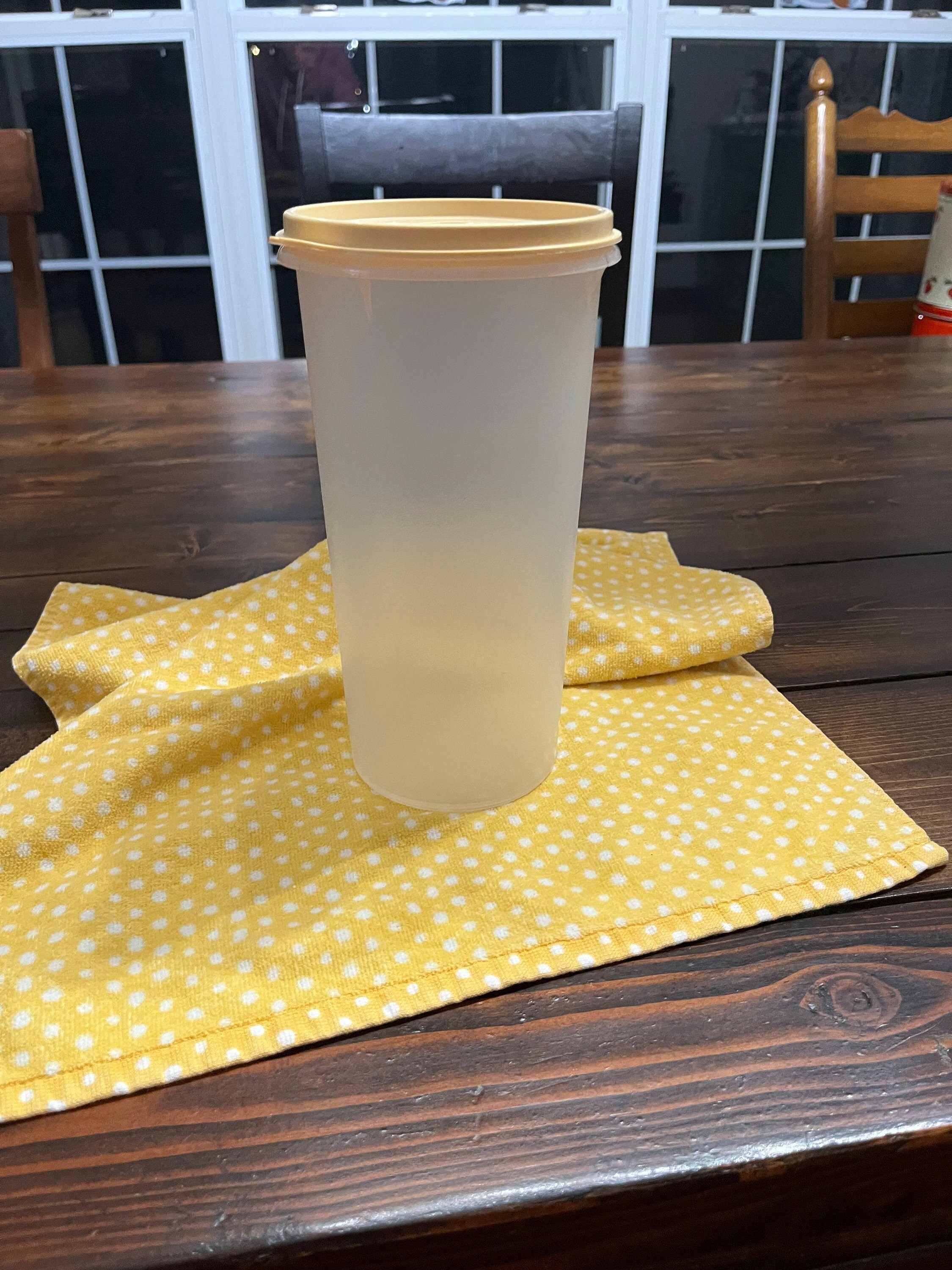Vintage Tupperware Runde Kanister Behälter 261