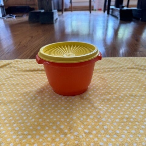 Tupperware 886 - Etsy 日本