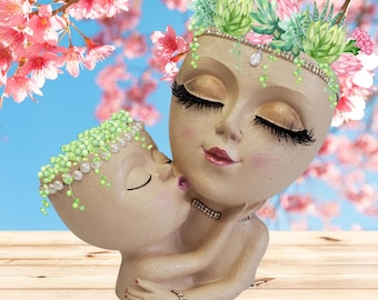 Baby Kissing Mommy Planter, Decorated Face Flower Pot, Pearl Resin Succulent Pot, Mother's Gift, Indoor Plant Pot, Drainage