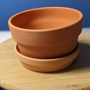 Shallow 3.5 Terracotta  pots 3.5"x 2.1", with saucer or without saucer with drainage holes. Succulents, cactus.