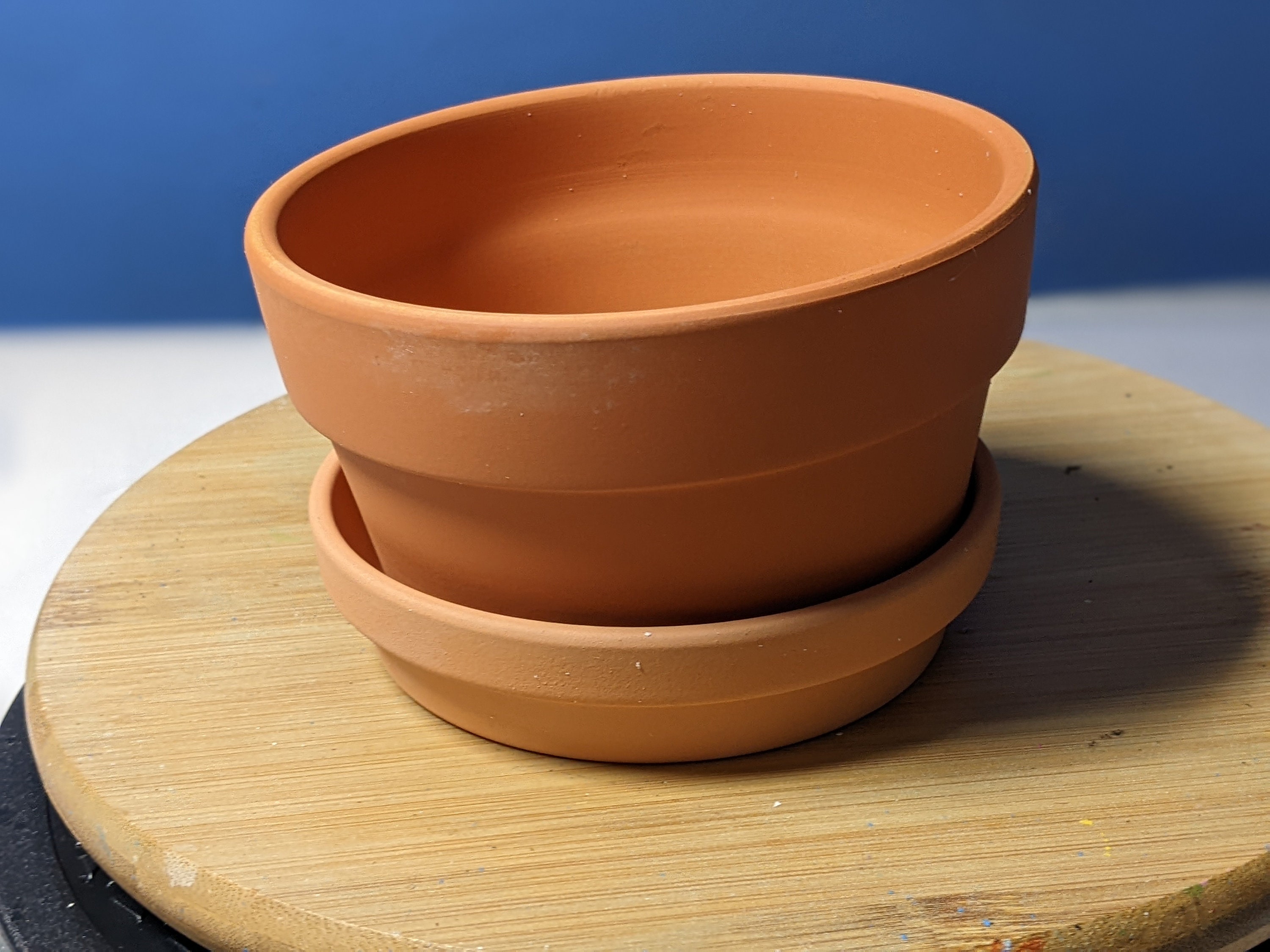 Shallow 3.5 Terracotta  pots 3.5"x 2.1", with saucer or without saucer with drainage holes. Succulents, cactus.