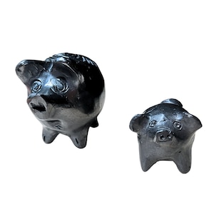 Mini handmade pigs