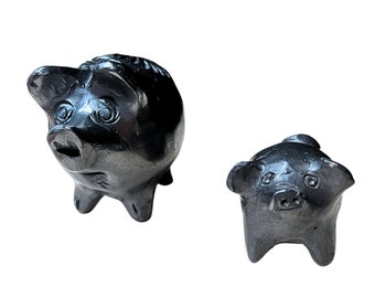 Mini handmade pigs