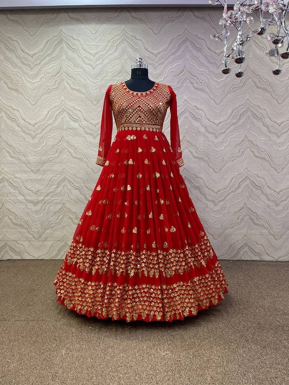 Custom Made Red Beaded Red Ballgown Wedding Dress With Off Shoulder Bodice,  Lace Up Hemline, And Big Bow 2017 Collection From Sexypromdress, $156.79 |  DHgate.Com
