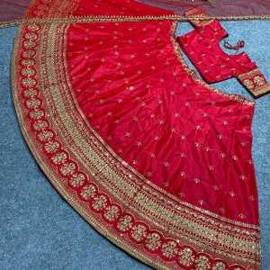 Lehengas indias para mujeres listas para usar/fiesta boda usar lehenga choli / Lehenga roja para mujeres/ Regalo para ella/ lehenga choli paquistaní imagen 3