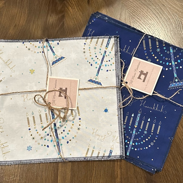 Cloth Napkins | Set of 4 | 2-ply 100% Cotton | Hanukkah Menorahs and Star of David | Choice of Dinner or Lunch Size