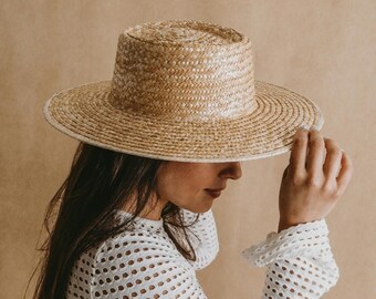 Straw women's hat | Wide brim boater hat | Summer Gambler style | Palm straw natural color