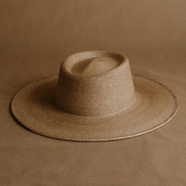 Straw hat | Palm straw boater hat | Wide stiff and flat brim |  Summer wedding hat | Gambler style | Premium Straw Hat | Cottagecore