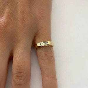 Gold Signet Ring, Pinky Ring, Initial Signet Ring, Statement Ring, Custom Initial Ring, Bridesmaid Gifts, Engraved ring, Stackable Rings,
