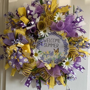 Welcome Summer wreath Daisy butterfly wreath colorful summer wreath wreath front door Daisy wreath welcome mesh wreath