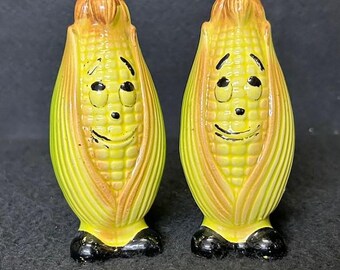 Set of Corn Cob Salt & Pepper Shakers