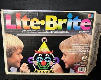 Vintage Lite-Brite with Pegs and Papers