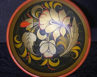 Vintage Lanquered Hand Painted Khokloma Bowl