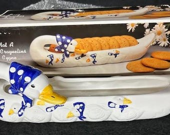 Vintage Swan Cracker Dish