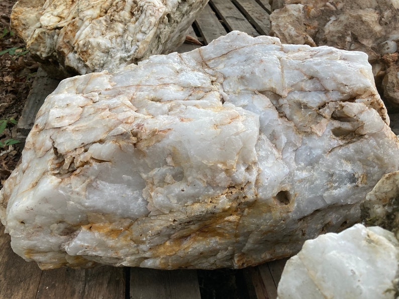 Quartz Boulder Milky Starburst Face Etsy