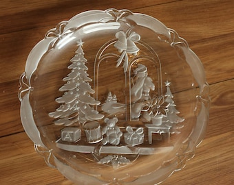 Vintage Frosted Christmas Scene Cookie Plate 14", Santa, Christmas tree, Presents display, Gorgeous plate!