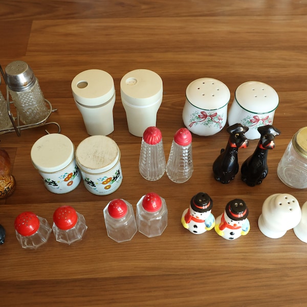 CHOOSE 1- Vintage salt and pepper shakers, snowman, skunk, mushroom, classic, dog, glass salt and pepper shakers, collector salt shakers