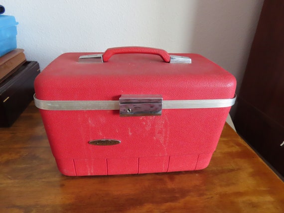 Vintage Sears Red Forecast Travel Cosmetics Small… - image 1