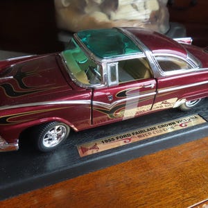 Ford Fairlane Crown Victoria Mild Custom (1955), 1:18, Road Legends, Yat Ming,