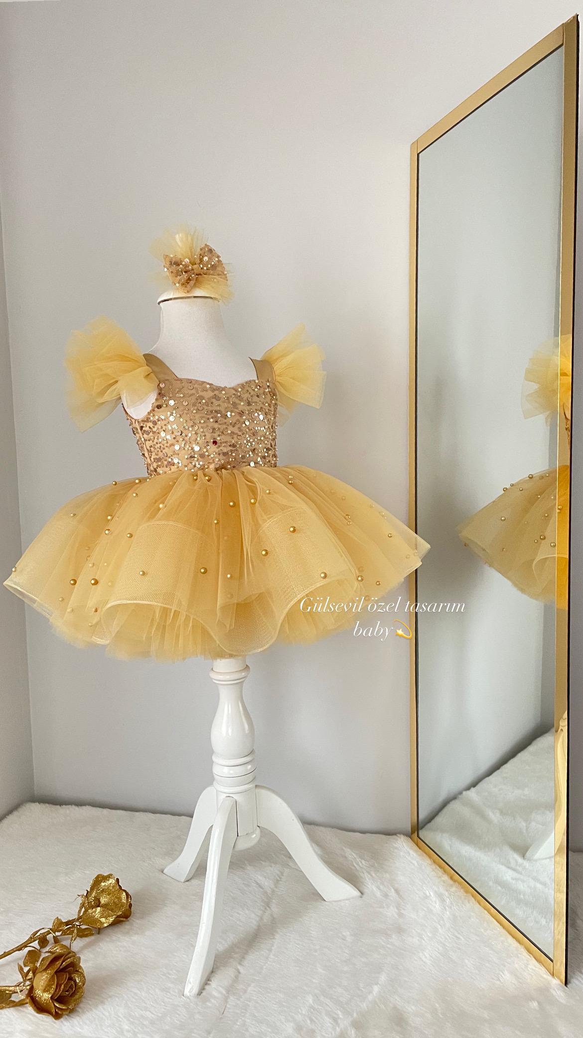 golden garden tulle mini dress Long Sleeve Embroidered Beaded Black Velvet Mermaid Gown With Skirt 38