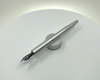 Lightweight Aluminum Dip Pen with Pen Rest, Calligraphy Drawing Tool