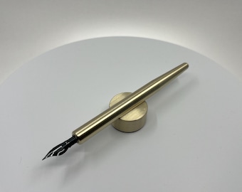 Brass Calligraphy Dip Pen with Blue Pumpkin Nib – Classic Elegance Meets Modern Design