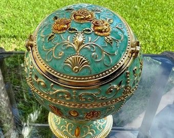 Ashtray with Lid, Ashtray with Windproof Lid, Metal Ashtray, Hand Stamped Pattern Ashtray (For Women and Men)