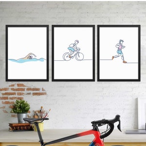 3er Set Tricycle Prints, Schwimmer, Radfahrer, Läufer. Triangle Poster