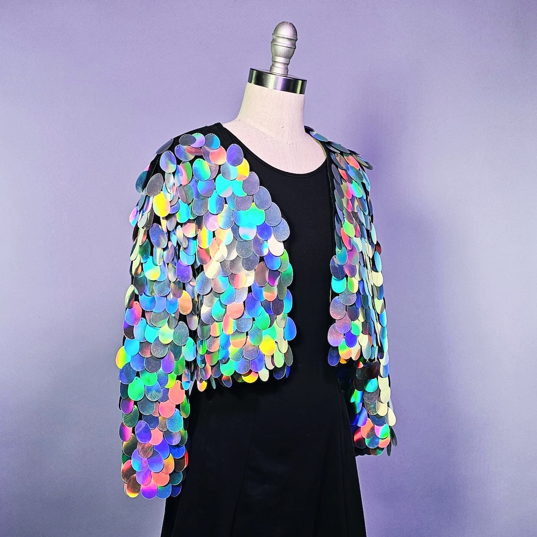 【送料&関税込】self-portrait 3d Sequin Cropped Jacket Self-Portrait 3D Sequin Cropped Jacket in White | Lyst