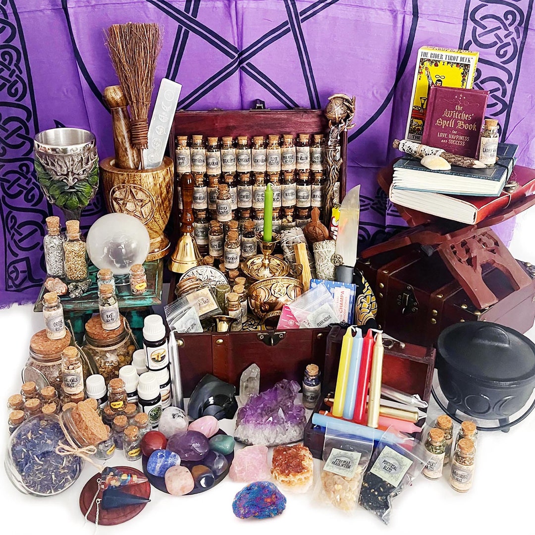  Witchcraft Travel Kit book of shadows altar kit apothecary kit  crystal witchcraft kit wooden box witch kit sage incense rose quartz  crystals sage bundles : Home & Kitchen