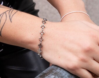 Vintage Sterling Silver Celtic Cross Bracelet: Edgy Punk Chain