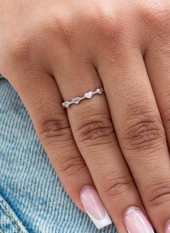 Stackable heart ring discount