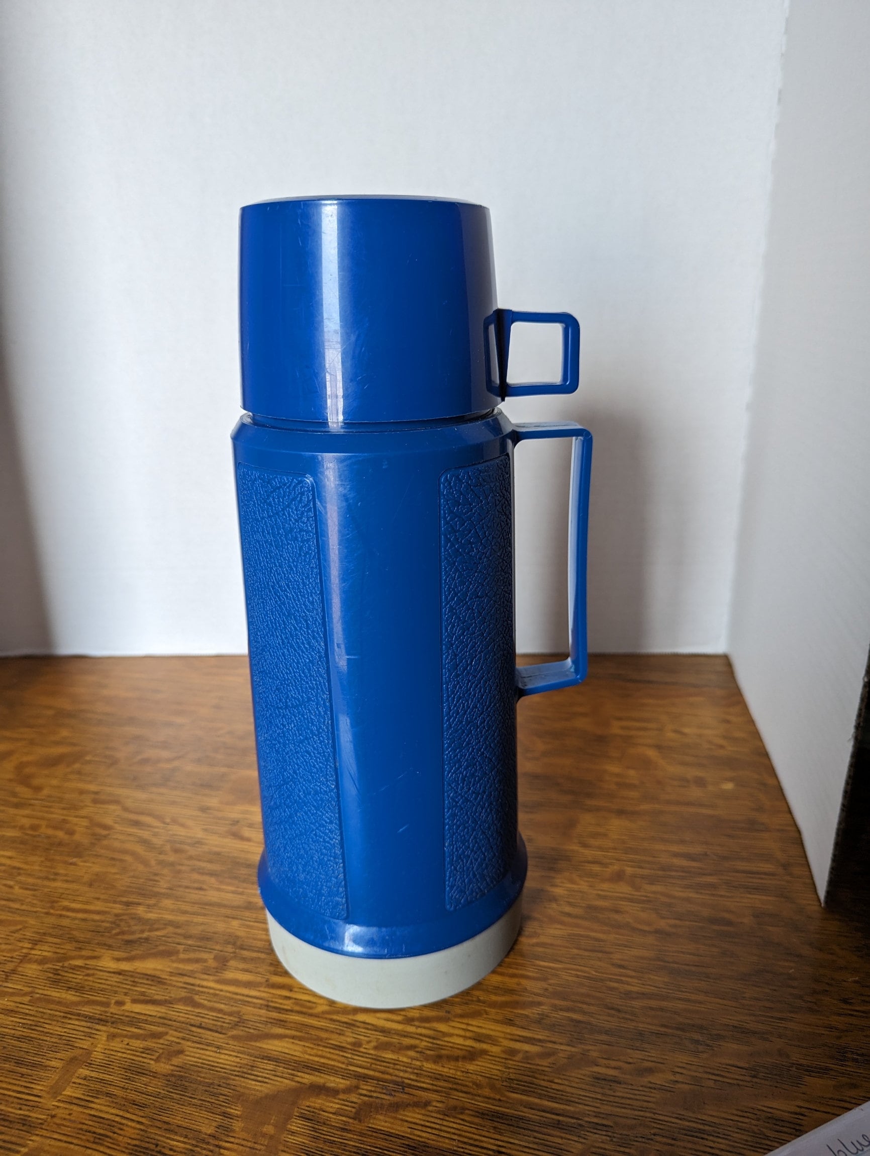 Vintage 1970 Mustard or Baby Blue Thermos Hot Drink Bottles Camping Flask  Retro' Kitchen Decor Collectibles Travel Bottle Farmhouse Decor 