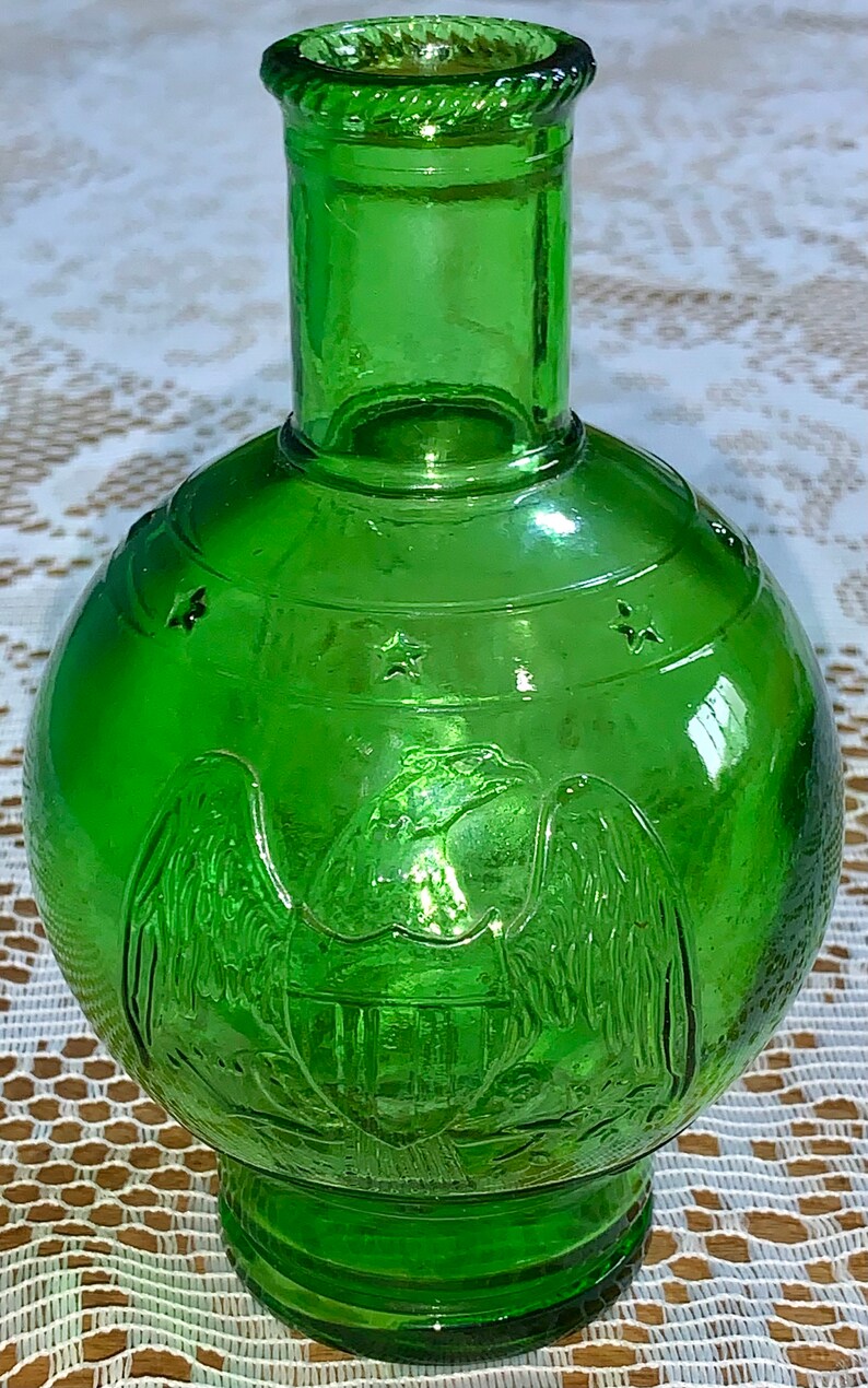 VERY Rare Vintage 1970s Collectible Glassbeautiful Green Wheaton Glass