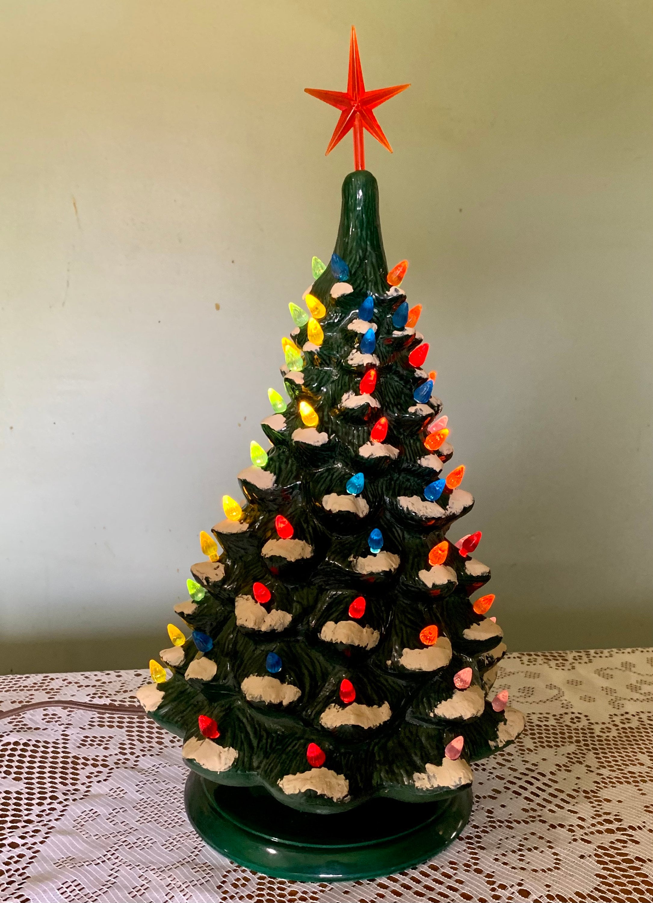STUNNING 1970's Vintage Large Ceramic Christmas Tree With Snow