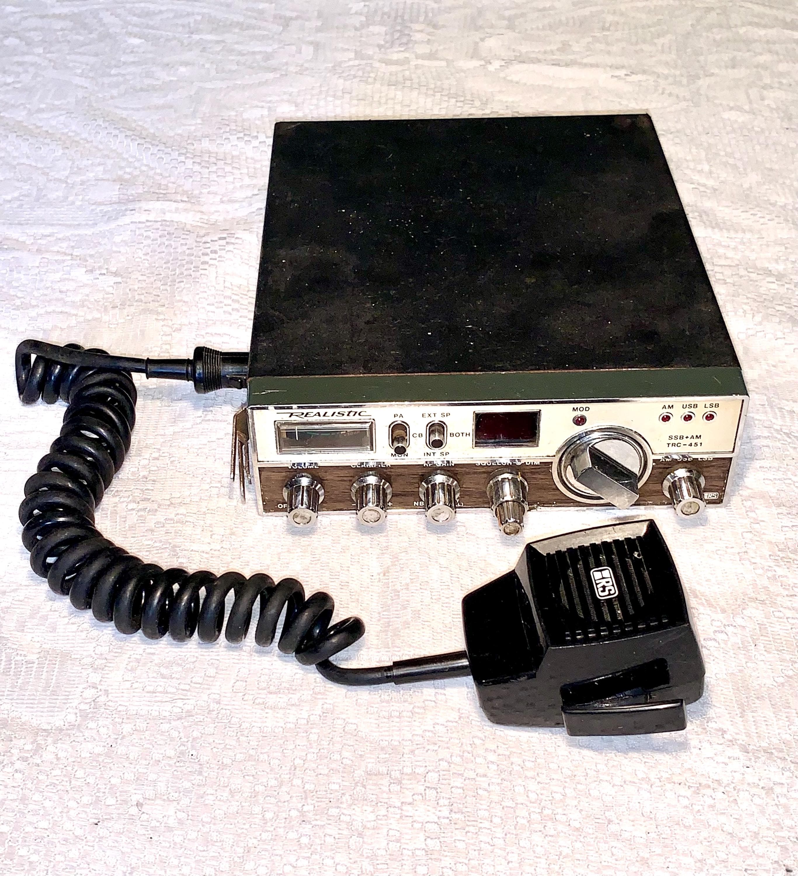 Vintage Realistic TRC-451 CB Radio, 40-channel Transceiver Am, Ssb